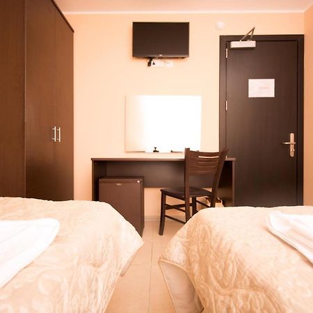Sogdiana Guest House San Ġiljan Buitenkant foto