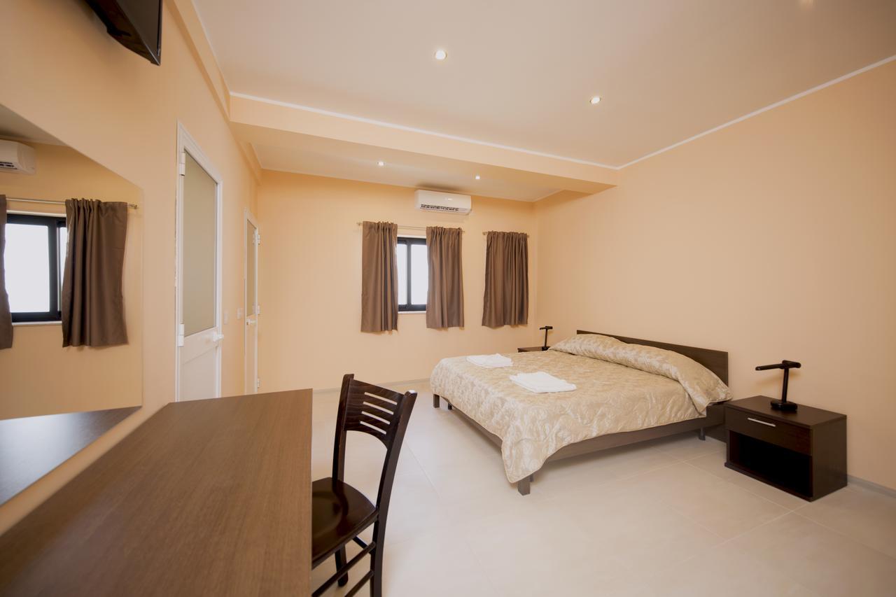 Sogdiana Guest House San Ġiljan Buitenkant foto