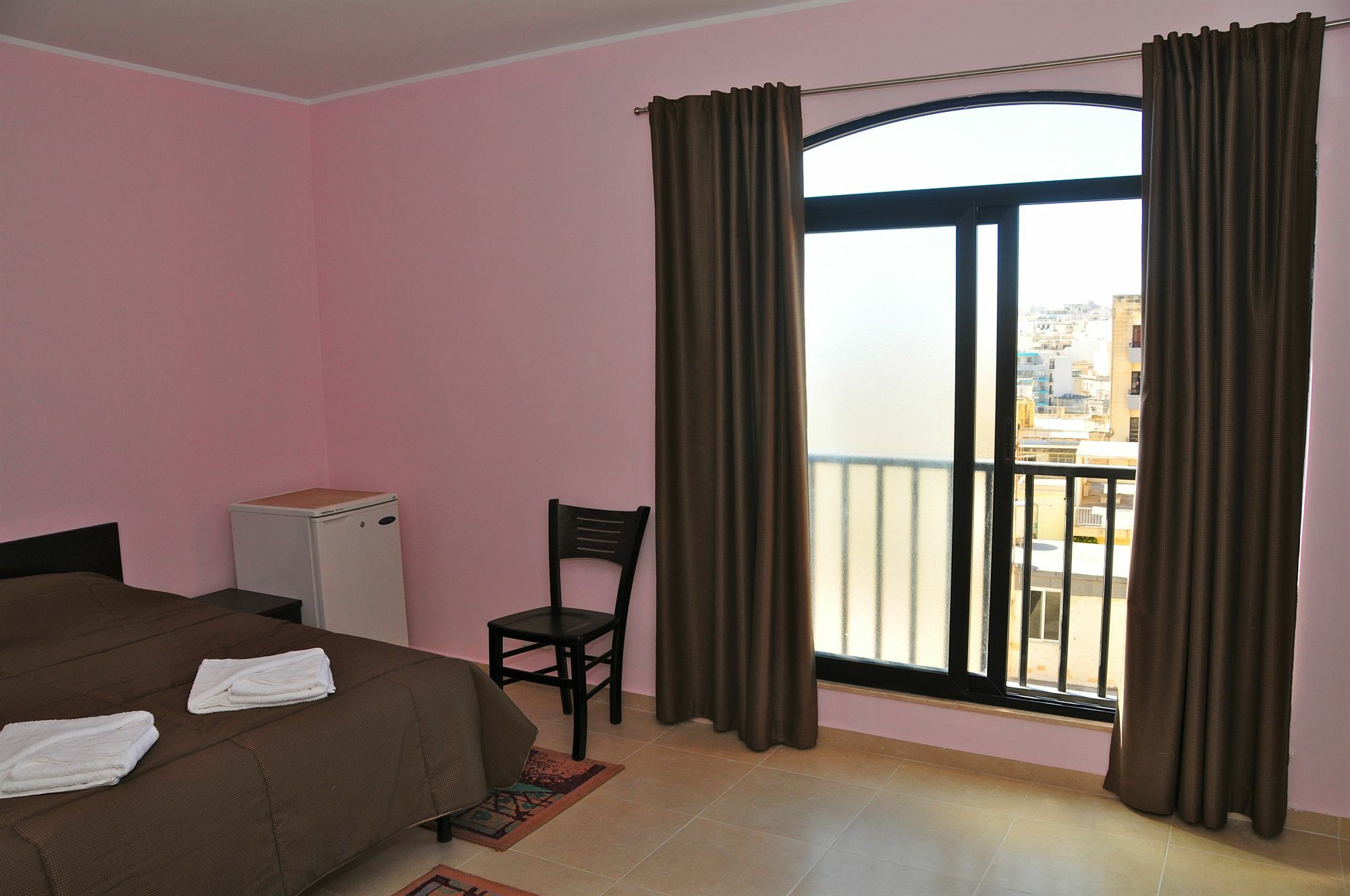 Sogdiana Guest House San Ġiljan Buitenkant foto