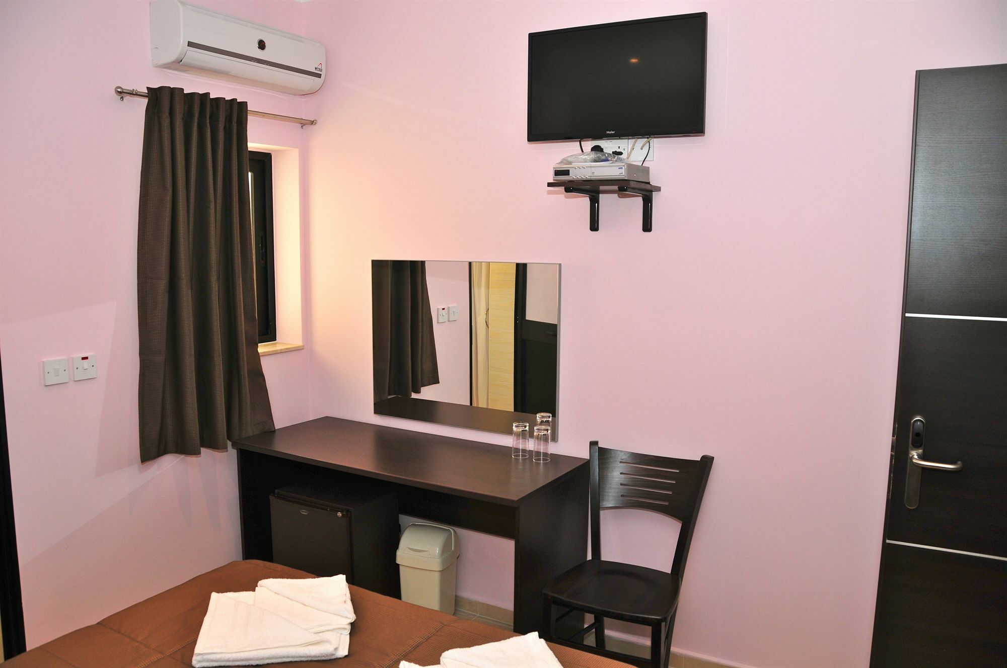 Sogdiana Guest House San Ġiljan Buitenkant foto