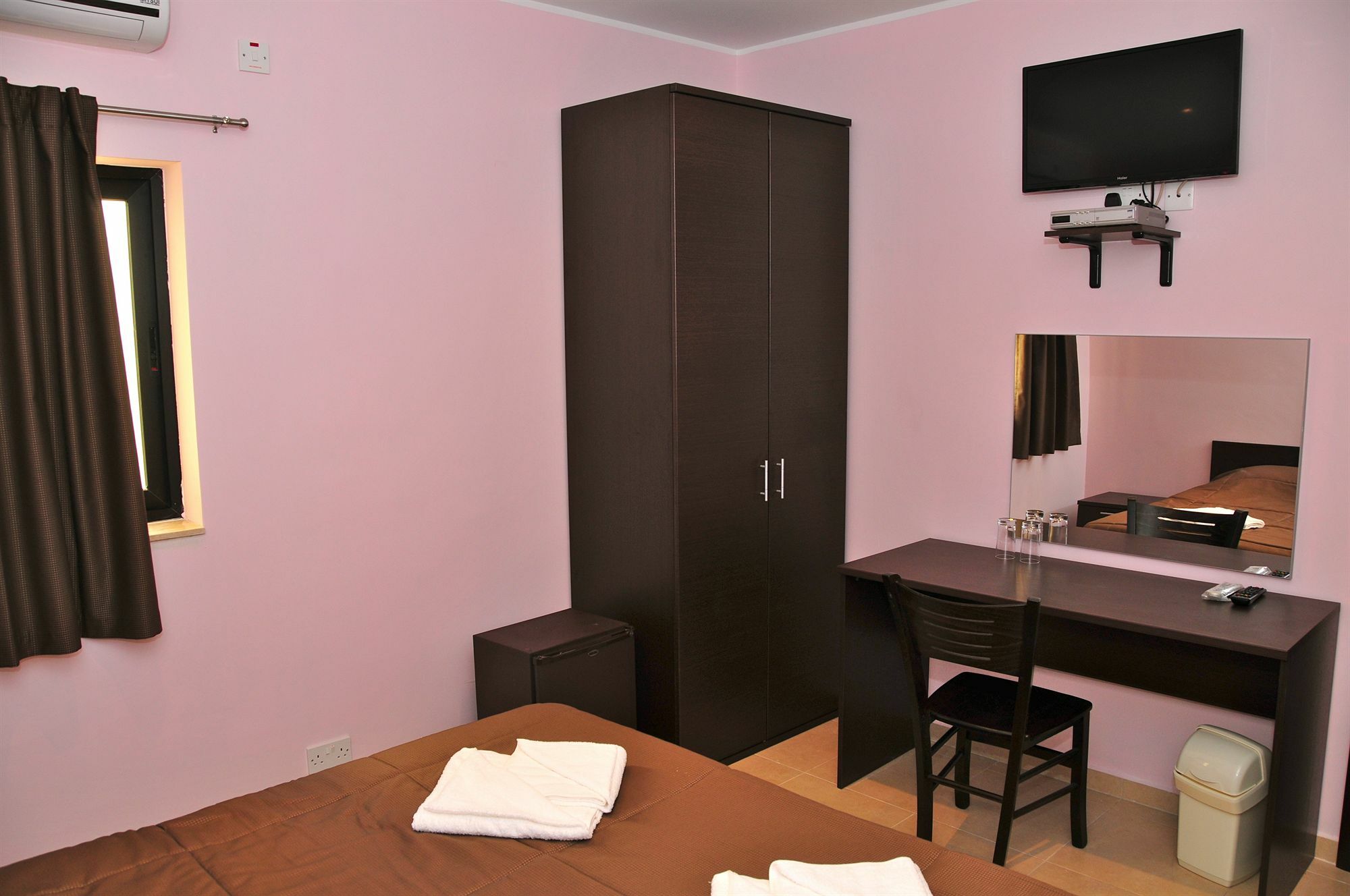 Sogdiana Guest House San Ġiljan Buitenkant foto